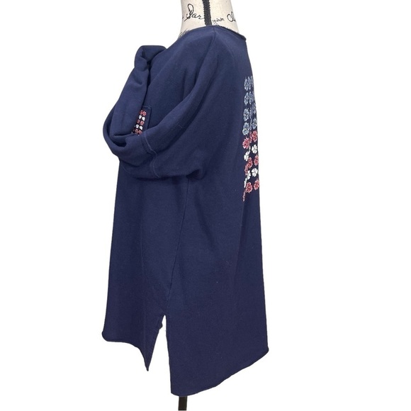 Crown & Ivy USA Floral Flag Long Sleeve Lightweight Sweatshirt Size Small - Picture 3 of 10